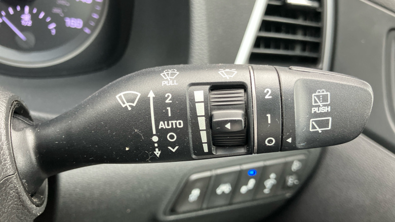 Hyundai Tucson 1.7 CRDi Blue Drive Premium 5dr 2WD Diesel Estate